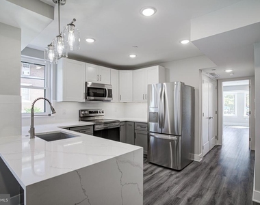 540 S 52nd Street - Photo Thumbnail 11