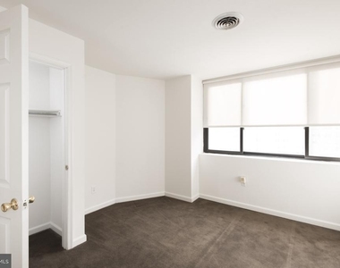 1220 Sansom Street - Photo Thumbnail 9
