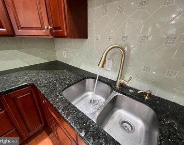 3204 Fanshawe St - Photo Thumbnail 8