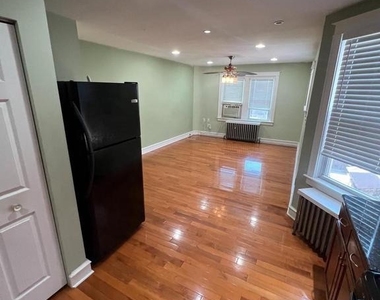 3204 Fanshawe St - Photo Thumbnail 7