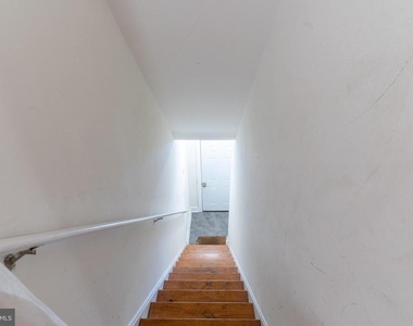 1915 N 18th Street - Photo Thumbnail 1