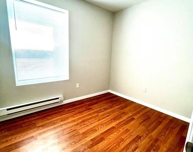 7106 Devon Street - Photo Thumbnail 8