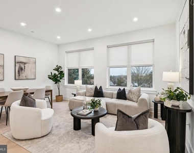 20 W Allens Lane - Photo Thumbnail 13
