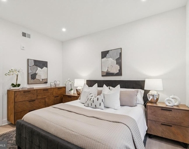 20 W Allens Lane - Photo Thumbnail 44