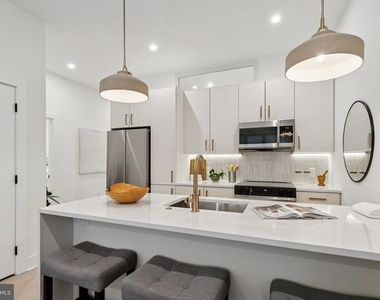 20 W Allens Lane - Photo Thumbnail 3