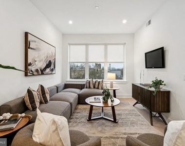 20 W Allens Lane - Photo Thumbnail 18