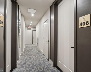 20 W Allens Lane - Photo Thumbnail 1