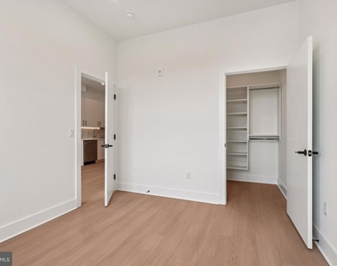 20 W Allens Lane - Photo Thumbnail 14
