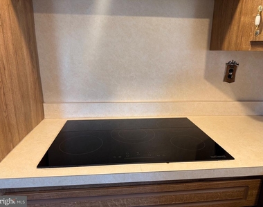 338 Rees Drive - Photo Thumbnail 31