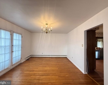 338 Rees Drive - Photo Thumbnail 10