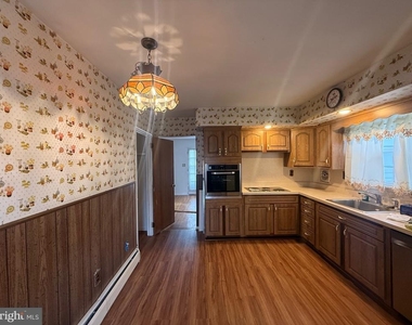338 Rees Drive - Photo Thumbnail 21