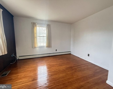 338 Rees Drive - Photo Thumbnail 20