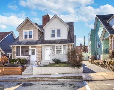 4056 Ellendale Road - Photo Thumbnail 1