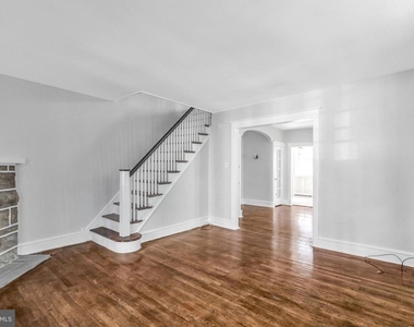 4056 Ellendale Road - Photo Thumbnail 3