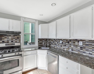 4056 Ellendale Road - Photo Thumbnail 7