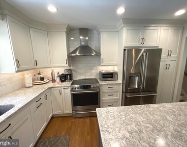 21 Forester Drive - Photo Thumbnail 4