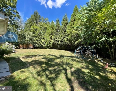 21 Forester Drive - Photo Thumbnail 14
