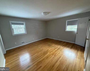 21 Forester Drive - Photo Thumbnail 24