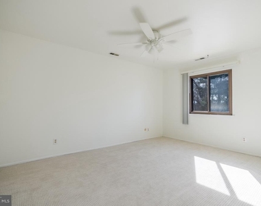 1810 Woodhollow Drive - Photo Thumbnail 5