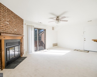 1810 Woodhollow Drive - Photo Thumbnail 3