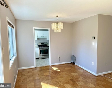 10670 Weymouth Street - Photo Thumbnail 5