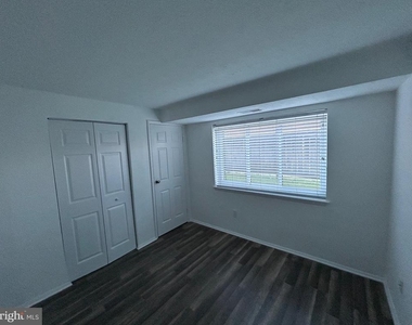 12405 Hickory Tree Way - Photo Thumbnail 10