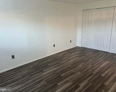 12405 Hickory Tree Way - Photo Thumbnail 2