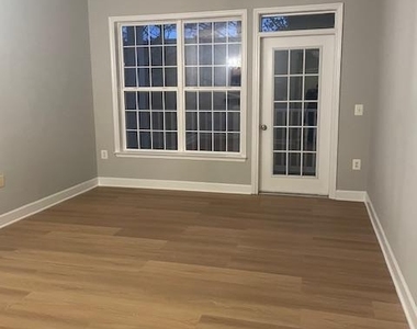 11924 Darnestown Road - Photo Thumbnail 3