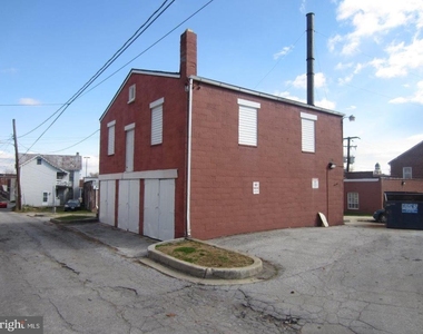 28 Liberty Street - Photo Thumbnail 3
