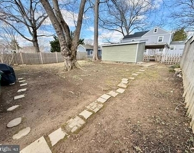 920 Boucher Ave - Photo Thumbnail 8
