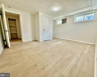920 Boucher Ave - Photo Thumbnail 7