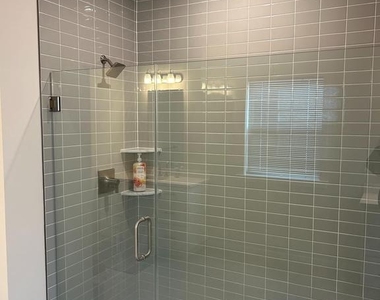 1020 W Lock Road - Photo Thumbnail 9
