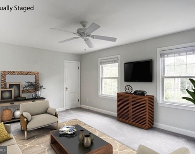 2335 40th Street Nw - Photo Thumbnail 3