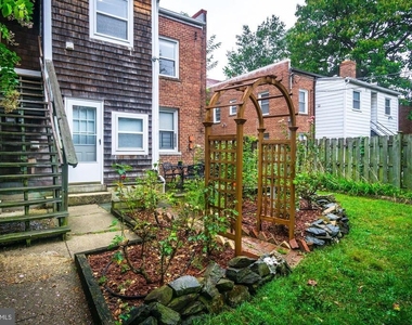 2335 40th Street Nw - Photo Thumbnail 18