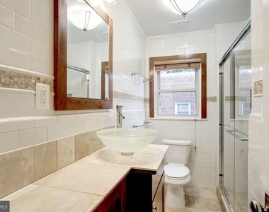 2335 40th Street Nw - Photo Thumbnail 11