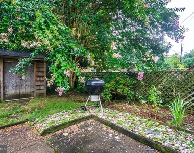2335 40th Street Nw - Photo Thumbnail 21
