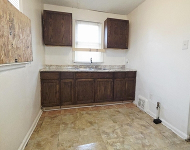 11314 Greiner Street - Photo Thumbnail 10