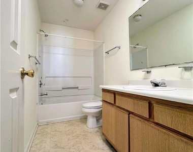 3324 Donnett Court - Photo Thumbnail 11