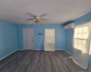 1547 Center Street - Photo Thumbnail 2