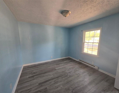 1547 Center Street - Photo Thumbnail 7