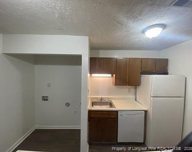 6400 Starbrook Drive - Photo Thumbnail 6
