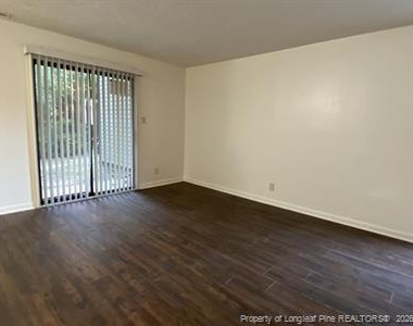 6400 Starbrook Drive - Photo Thumbnail 4