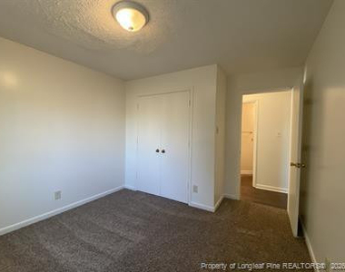 6400 Starbrook Drive - Photo Thumbnail 12