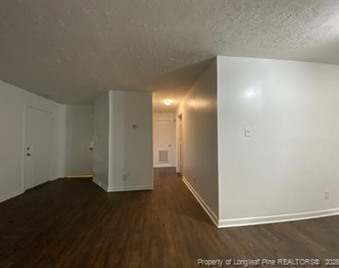 6400 Starbrook Drive - Photo Thumbnail 2