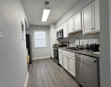 2522 Avent Ferry Road - Photo Thumbnail 2
