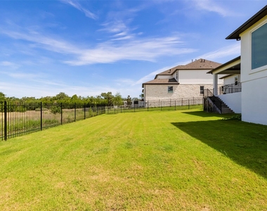 462 Old Stone Rd - Photo Thumbnail 32