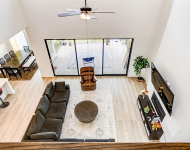 462 Old Stone Rd - Photo Thumbnail 11