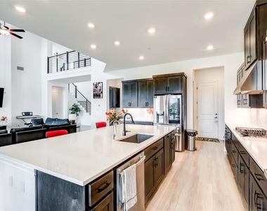 462 Old Stone Rd - Photo Thumbnail 10