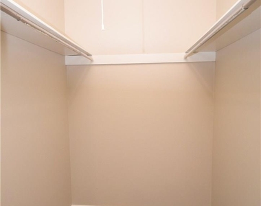 6400 Brookside Dr - Photo Thumbnail 7