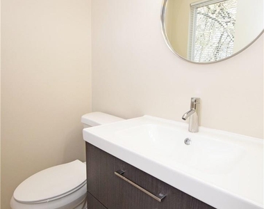 6400 Brookside Dr - Photo Thumbnail 8